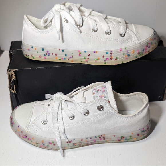 Converse Chuck Taylor All Star Translucent Confetti Girls' Sneakers - Picture 11 of 13
